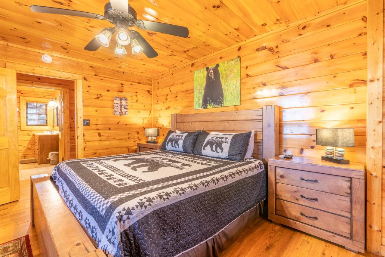 Comfort Cabin Bearway To Heaven W Private Hot Tub Pigeon Forge Luaran gambar
