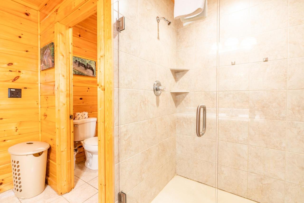 Comfort Cabin Bearway To Heaven W Private Hot Tub Pigeon Forge Luaran gambar