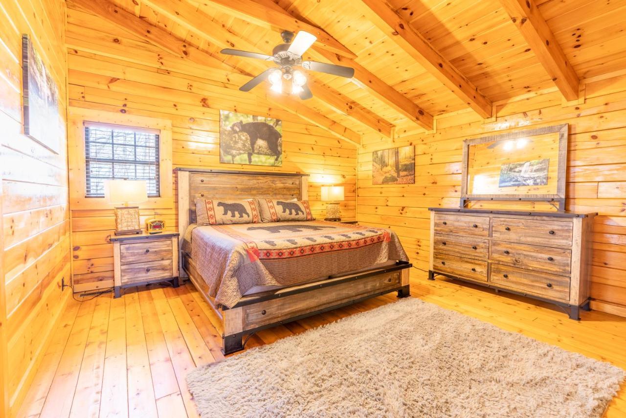 Comfort Cabin Bearway To Heaven W Private Hot Tub Pigeon Forge Luaran gambar