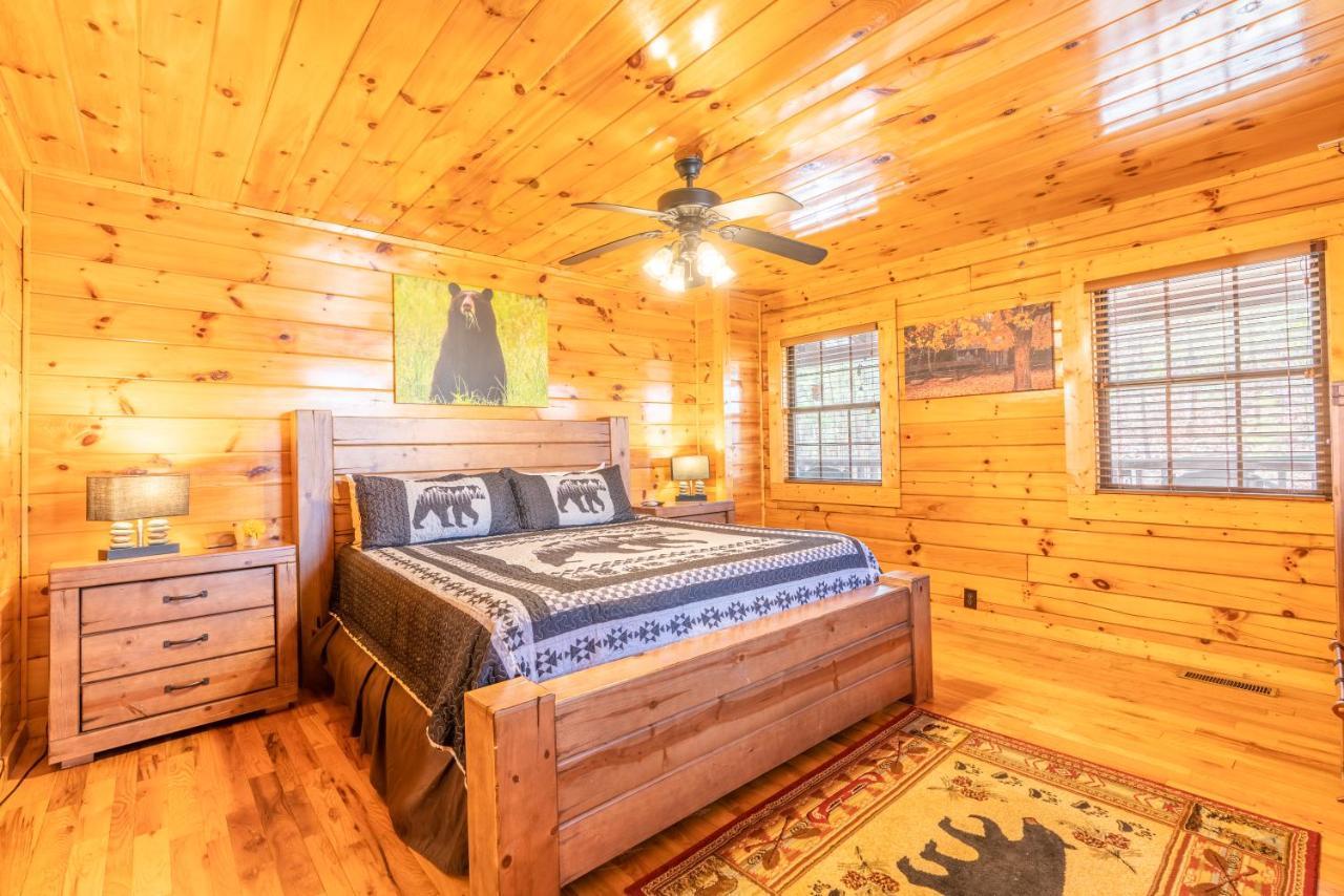 Comfort Cabin Bearway To Heaven W Private Hot Tub Pigeon Forge Luaran gambar